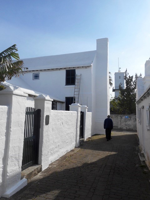 WHITE COTTAGE